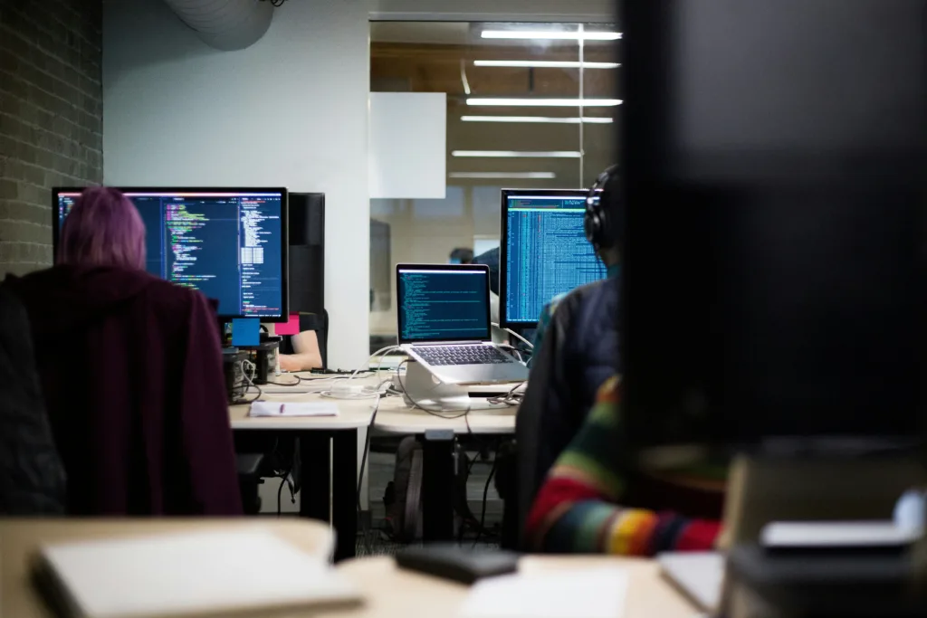 learning the benefits of custom application development for business