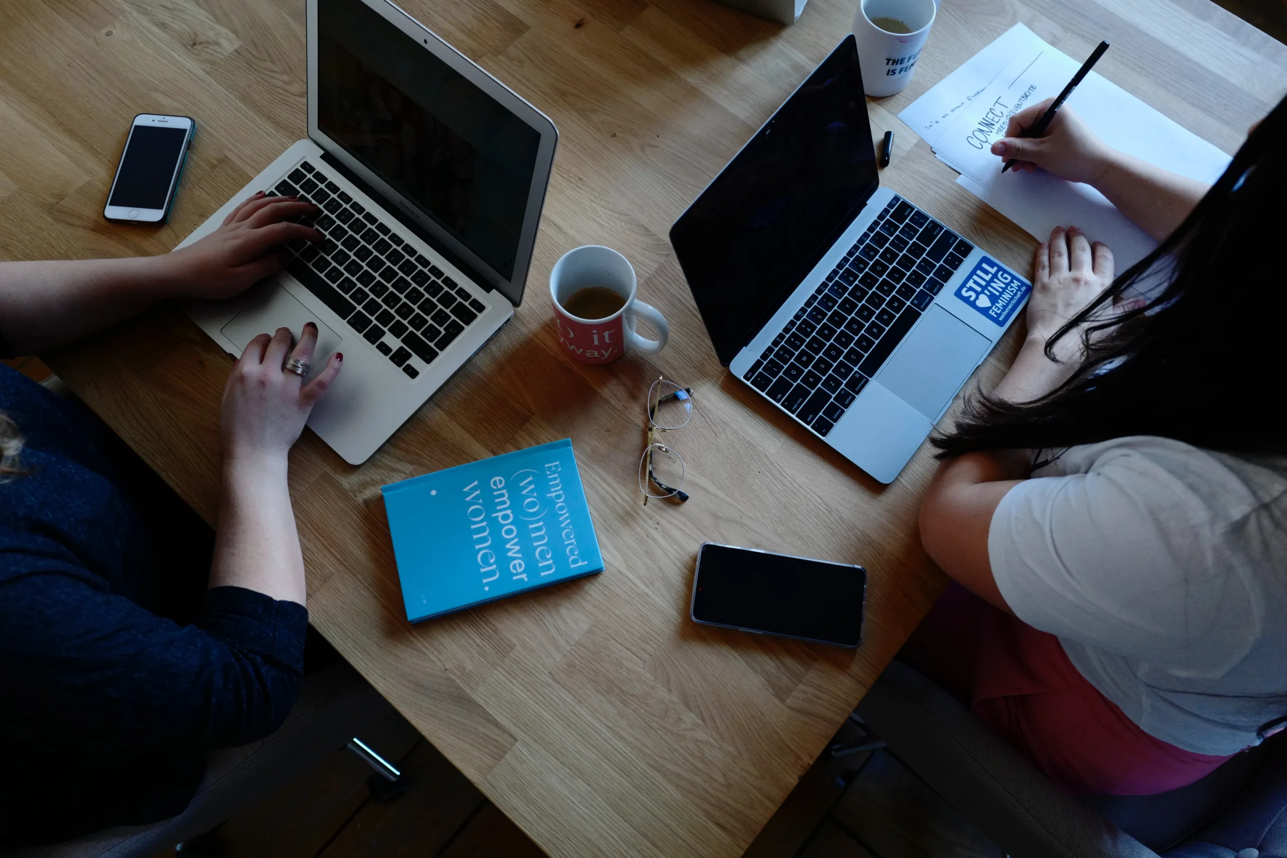 5 Tips to Help SMEs Choose their HRIS Software in SaaS